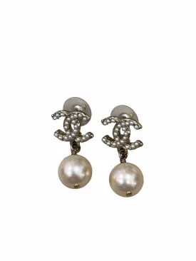 Chanel Pearl Drop Earrings GHW SYC1185