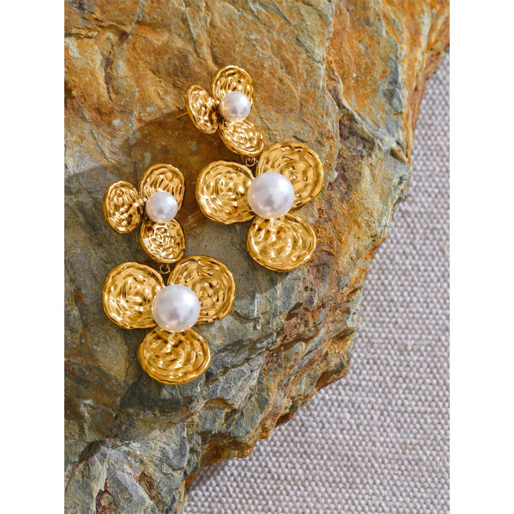 Pearl and Gold Flower Drop Earrings