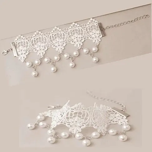 The Touch Of Vintage Victorian Style Crochet Necklace and Bracelet Set