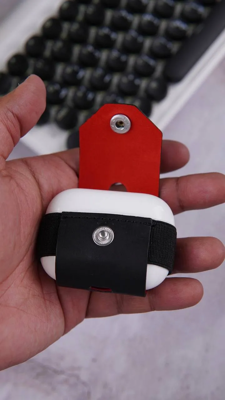 TROVE Pod Pocket PRO: Red/Black Leather